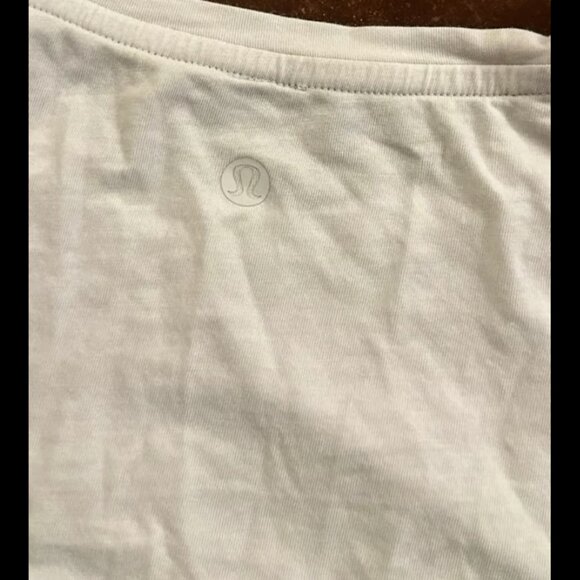 Lululemon Long Sleeve Shirt - Picture 3 of 6